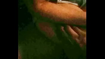 Preview 2 of Findhottest Shemale - Tomando pica na raba branca