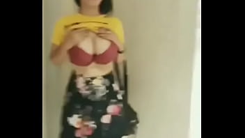 Preview 4 of Gry Tube - Siskaeee Flashing