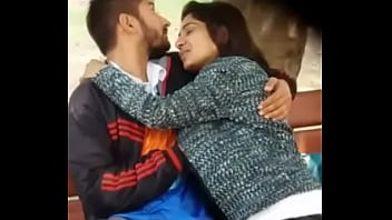 Preview 3 of Jasmine And Lee - पार्क में किस करते पकड़े गए कपल