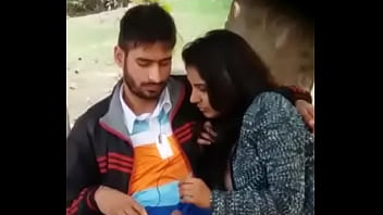 Preview 4 of Jasmine And Lee - पार्क में किस करते पकड़े गए कपल