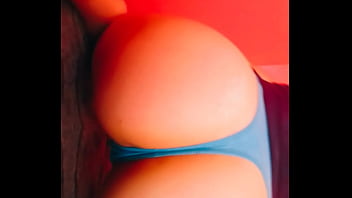 Preview 3 of Big Ass Exwife - Con ganas de dar ricos sentones sobre una buena polla