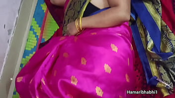 Preview 1 of Old Cum - Desi hot bhabhi fucked in saree.