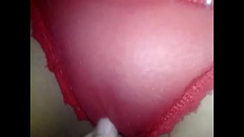Preview 2 of Film Bokep 3gp Download - fasendo um carinho na chaninha da esposa