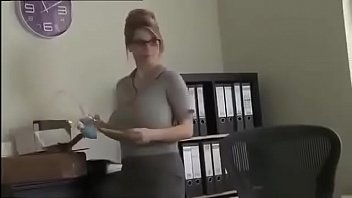 Preview 1 of Xxxx Mp4 Sexy Com - Mega tetona se saca la leche