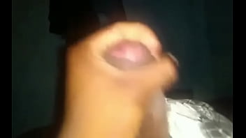 Preview 1 of Veronica Yip Hongkong - cafu&ccedil_u batendo punheta e te humilhando