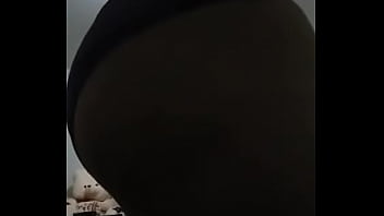 Preview 3 of Hindi Vido Xcx - Mi linda novia me manda un video