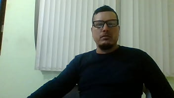 Preview 1 of Ass Finger Sniff Smell - V&iacute_deo de verificaci&oacute_n