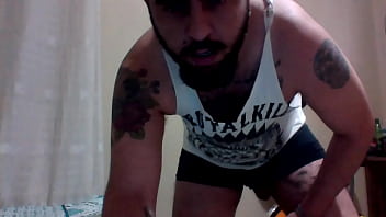 Preview 1 of Toilet Bate - V&iacute_deo de verifica&ccedil_&atilde_o