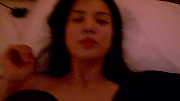 Preview 1 of Interracial Bi Threesomeget - Good-looking Chinese girl eats my semen【Subscribe to me and update new videos every day】