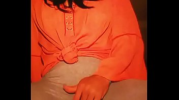 Preview 1 of Cojiendo A Mis Suegra - Jewels cums in yoga pants