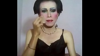 Preview 1 of Perfect Gonz - Makeup chic and cum