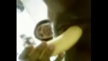 Preview 1 of Deepthoath Cum - Thot sticking a banana in her pussy