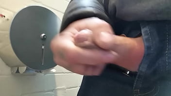 Preview 4 of Bia Bus - Got fucking horny