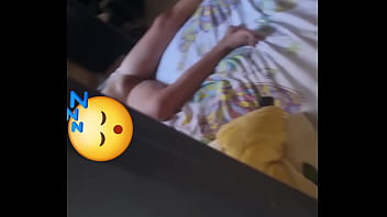 Preview 2 of Bokep Dewi Persik Porno - Mi madrastra crey&oacute_ que estaba sola en casa y aprovech&eacute_ para masturbarme hasta que me pill&oacute_ y me hizo follar su culo para no decir nada.