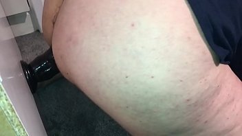 Preview 1 of Netball Hots - Dildo