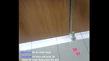 Preview 1 of Culos Lloar - [008] WC Vạn Hạnh Mall bot t&igrave_m cặc