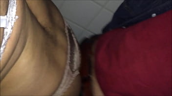 Preview 4 of Vergin Xx3 - Cdzinha LimaSp Dando no cine com a calcinha Tanguinha Bege esp do roberto part3 coroa do tatuape 13022019