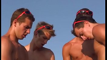 Preview 4 of Yumi Samai - twinks group on beach