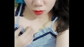 Preview 4 of Hd Teen Big Dick - Em k&iacute_nh cận khoe h&agrave_ng một m&igrave_nh