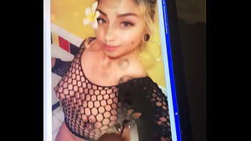 Preview 4 of Ferro Nela - Cum tribute for hot friend
