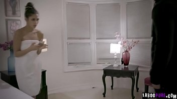 Preview 2 of Www Libug Com - Gianna Dior lets the fuck her if her promise to leave!