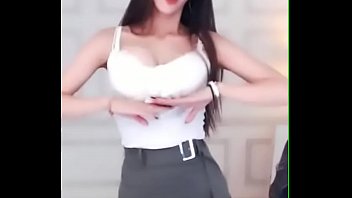 Preview 4 of Lez Kisme - Korean girl (BJ Winter) titty bounce