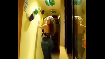 Preview 3 of Two Lesbians - ENAMORADA CULONA 10