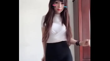 Preview 3 of Mp5 Sexveio - -Sexy Dance Viet Nam