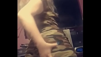 Preview 4 of Gay Bahrain Porn - Pretty good twerk