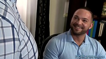 Preview 1 of Scenic Beauty - Rimmed hunk gets facial