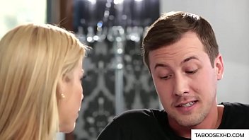 Preview 4 of Xnxx Samll New - Young guy try to have sex with older stepmom