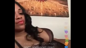 Preview 4 of Bobbed Haired Tube - Black Latina Mom twerking