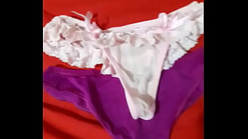 Preview 3 of Karlee News - 3 calzoncitos de mi madre dejandole un regalito