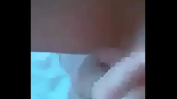 Preview 2 of Mom Suck Sons Balls - Sobrina me manda esto