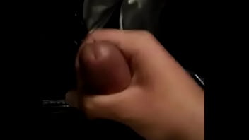 Preview 3 of Mom Kmz - Masturb&aacute_ndome