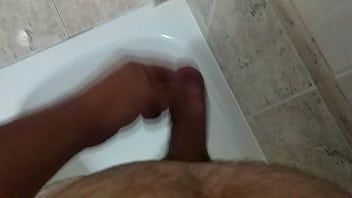 Preview 2 of Anne Teacfrench - Paja en la ducha