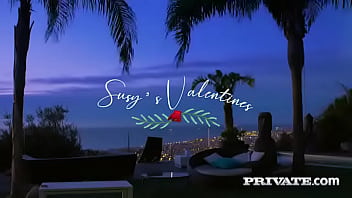 Preview 2 of Wife Tries Big Maroon Dildo - Susy&rsquo_s Valentine