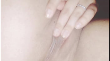 Preview 2 of Triple Cleo - Brincando com minha bucetinha