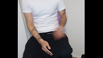 Preview 1 of Japanes New Xxx Rep Moves - Darius Andino Cumming Hard 2