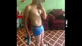 Preview 3 of Buen Angulo - El chelito de marvin