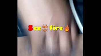 Preview 3 of Clash Royale Porn - Desi girl showing pussy