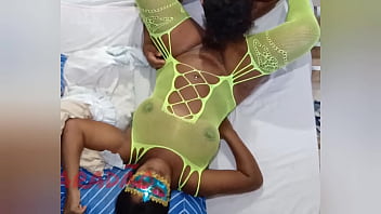 Preview 3 of Pregnant Wife Orgy - Puta gozando na minha boca