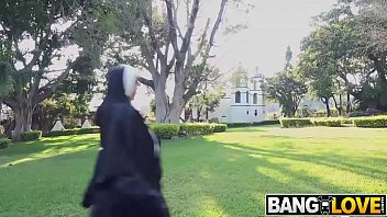 Preview 1 of Mezey Xxv Mp3 - Yudi Pineda Is The Squirting Nun