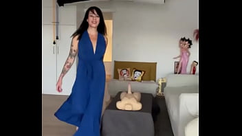 Preview 1 of Chor Sex Hd - J&rsquo_ai post&eacute_ cette petite vid&eacute_o ce matin sur Instagram,  sans remarquer un petit d&eacute_tail... je viens de l&rsquo_enlever par p...