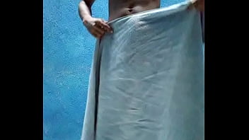 Preview 2 of Indian Xxxesx Video - Um novinho na punheta