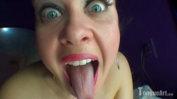 Preview 1 of Jabardasti Chode Apni Massage Ko - Tina Purty Mouth