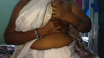 Preview 2 of Xnxx Com Sex Video Tamil - south indian desi Mallu sexy vanitha without blouse show big boobs and shaved pussy