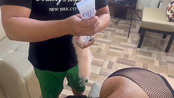 Preview 2 of Chut Hd Photo - Lesbian woman receives tail in the ass for the first time,  REAL HOMEMADE.