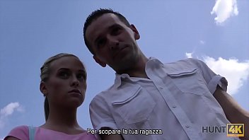 Preview 2 of Big Tit Natural Boob Suck - HUNT4K. Ha quasi perso il portafogli,  ma ha trovato il sesso