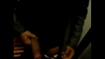 Preview 1 of Pakistani Coupel Fuck - CAIU NA NET! ( Ingrid Apache ) Professora de sexo de Ribeirao Preto pagando boquete para amante no banheiro publico da leroy merlin.